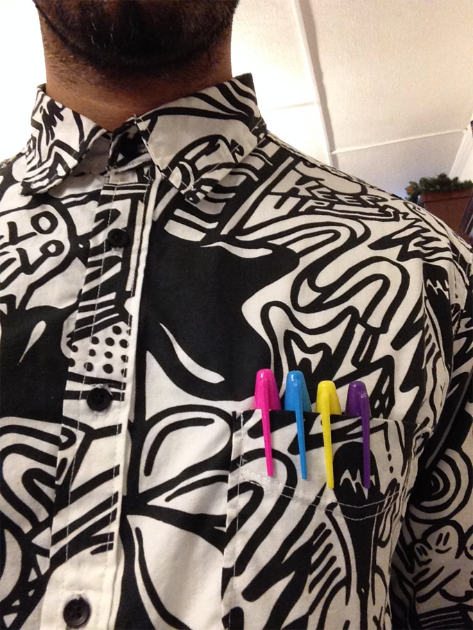 PINS DOODLES SHIRT SHARPIE